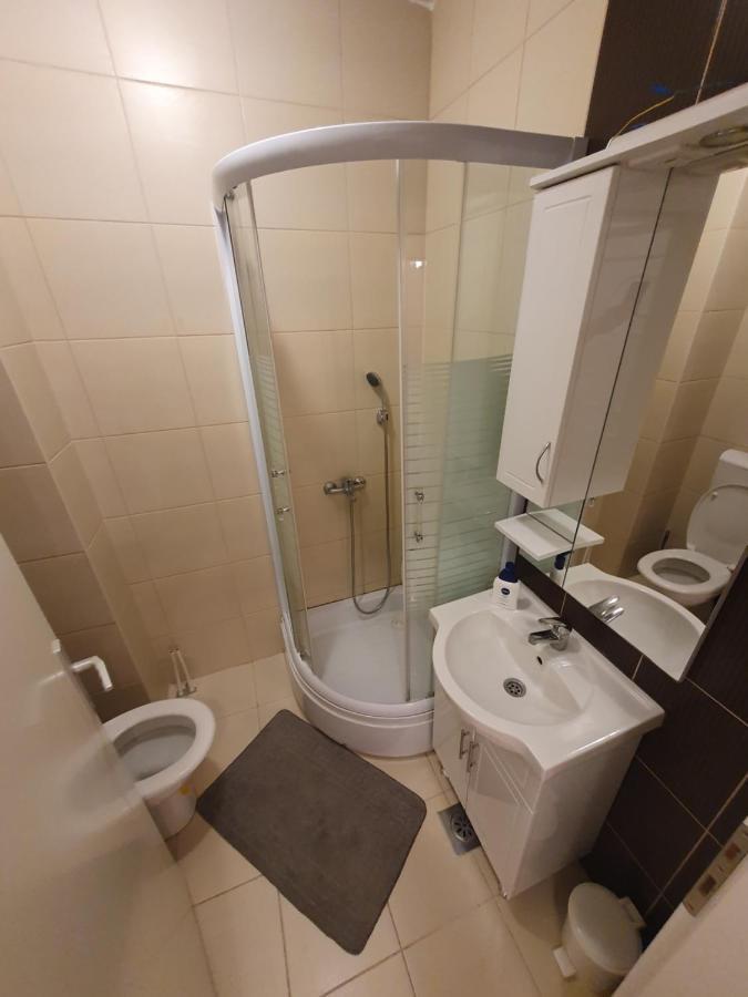 Apartament Stan Na Dan Prnjavor, Gajba U Centru Zewnętrze zdjęcie