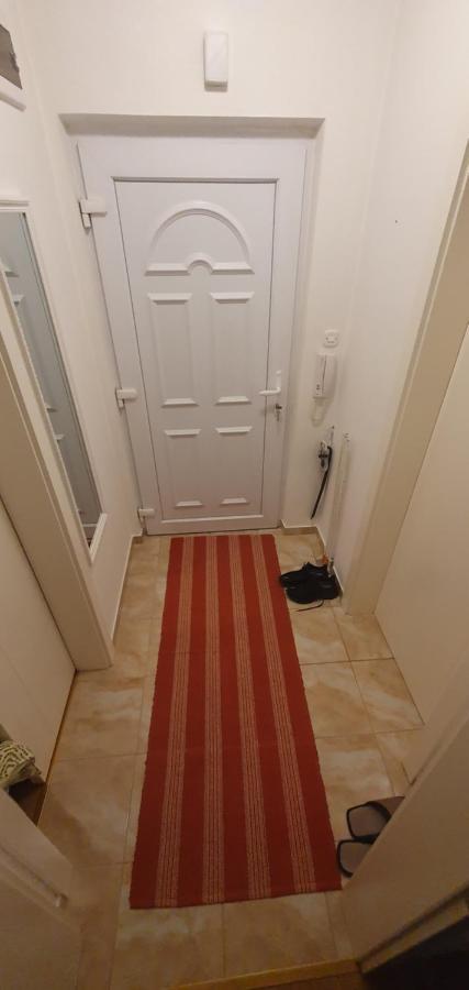 Apartament Stan Na Dan Prnjavor, Gajba U Centru Zewnętrze zdjęcie