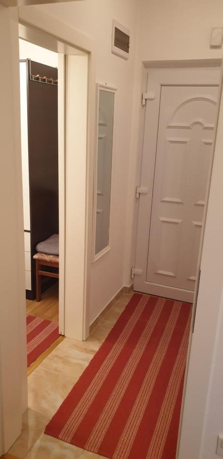 Apartament Stan Na Dan Prnjavor, Gajba U Centru Zewnętrze zdjęcie